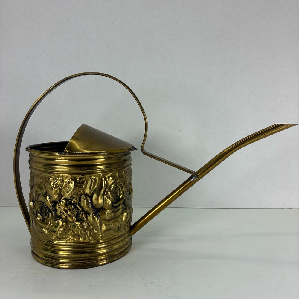 Brass Embossed Watering Can Made In England *Leaks* Vintage Cottagecore